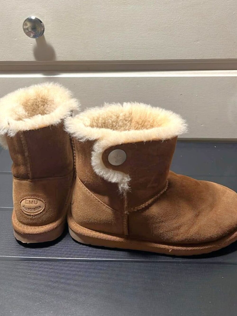 EMU Australia Ore Chestnut Sheepskin Boots Size 6 W11788